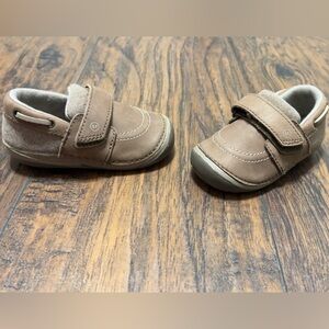 Stride rite toddler boy shoes size 5.5